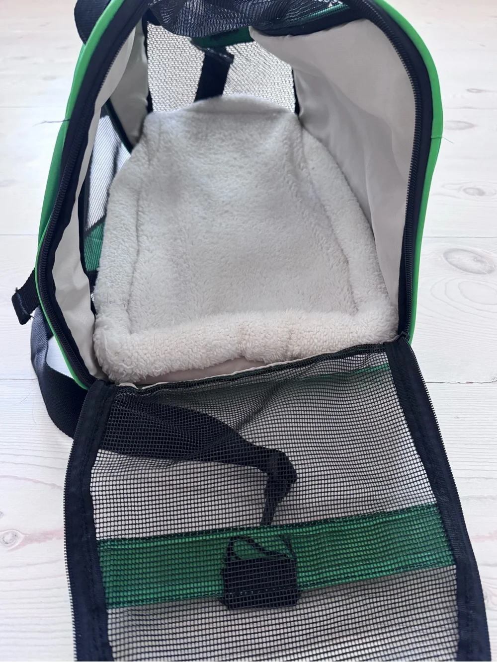 Green Pet Travel Carrier Bundle with Gray Cozy Bed and Bowl